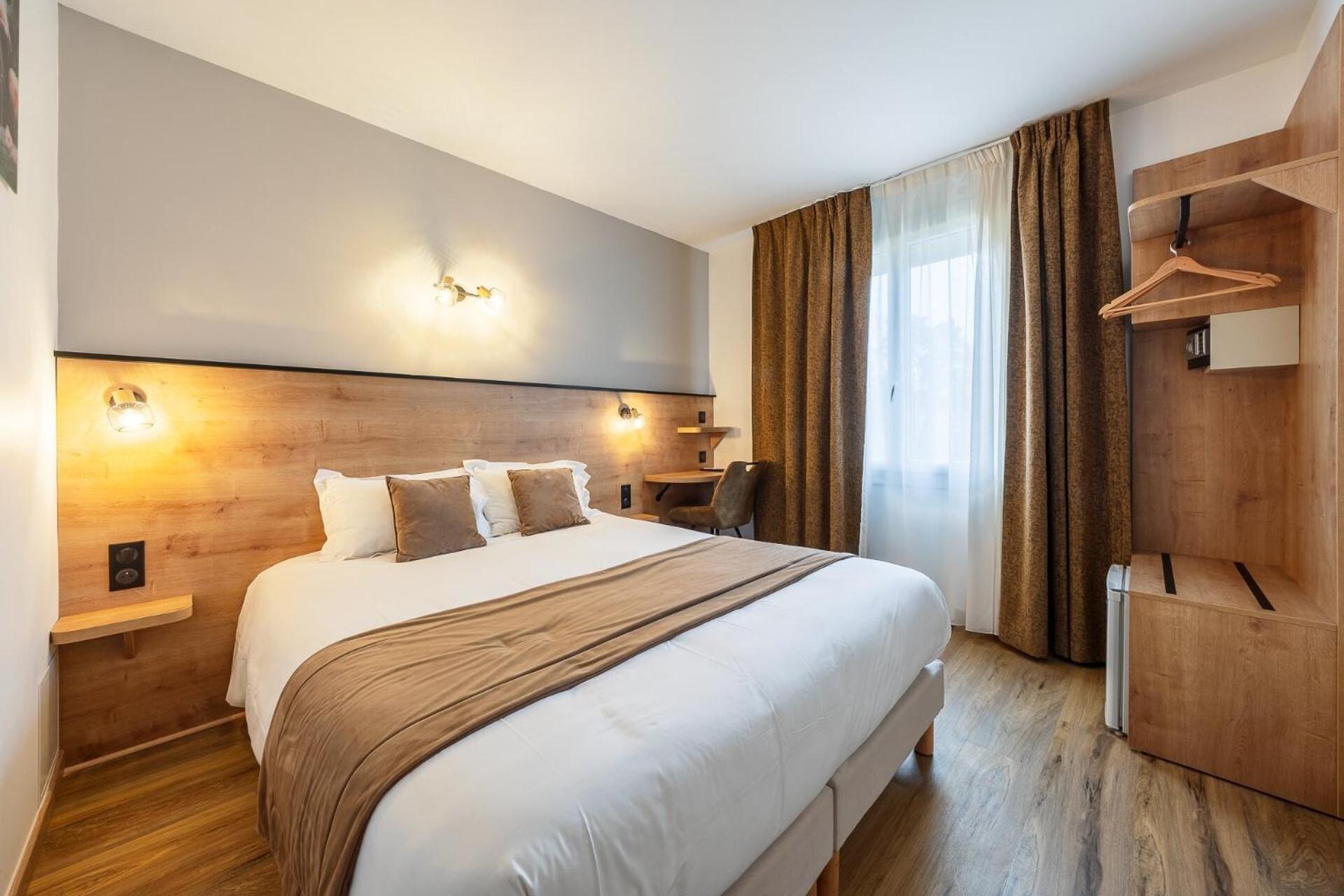 The Originals City, Hotel Azur, Fos-Sur-Mer Esterno foto